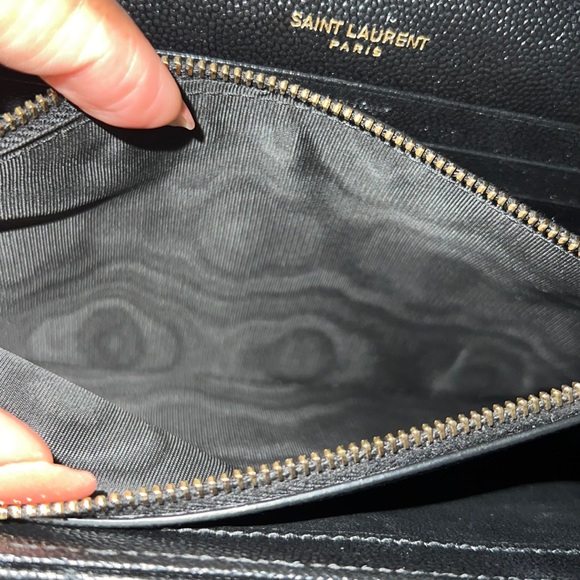 Saint Laurent Monogramme Quilted Leather Wallet on a Gold Chain - Picture 9 of 12